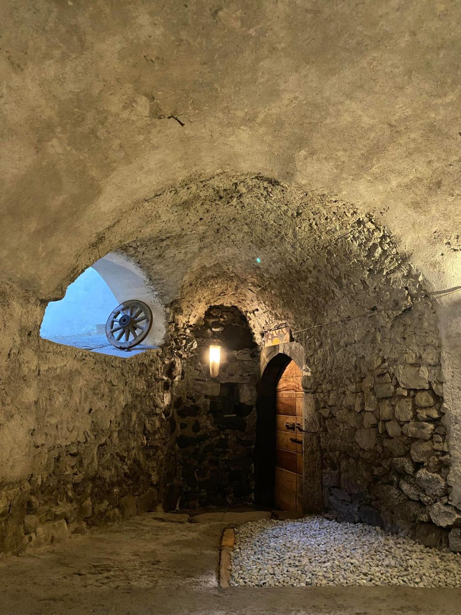 Casa Nel Centro Storico Di Borno Vila Exterior foto