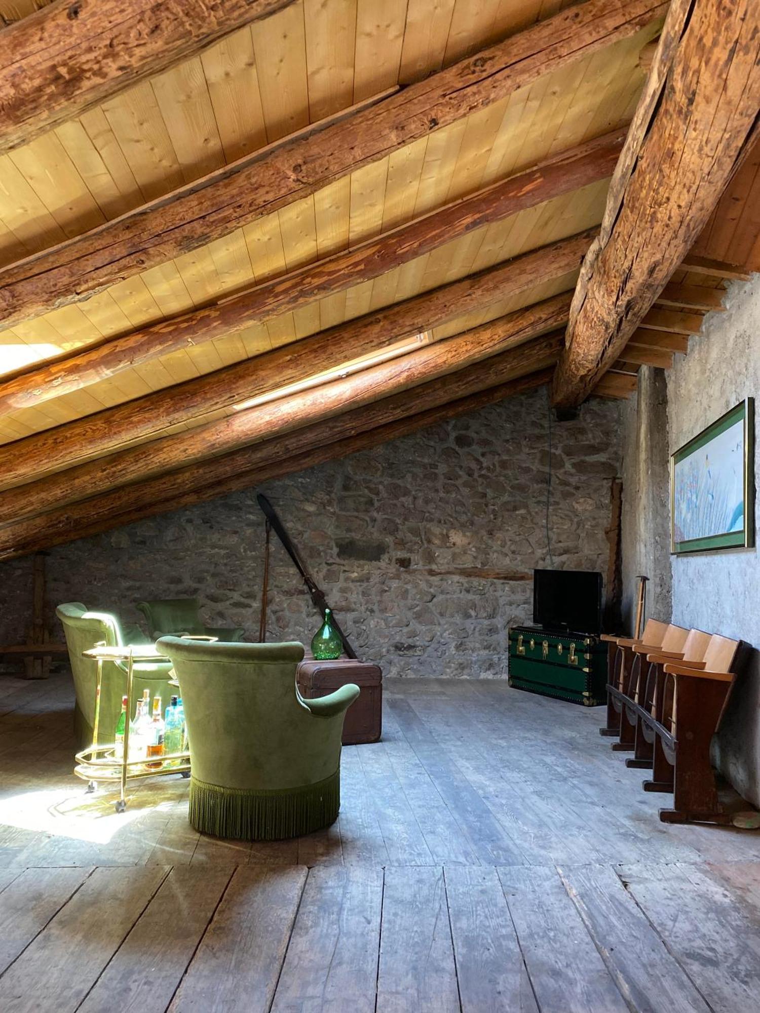 Casa Nel Centro Storico Di Borno Vila Exterior foto